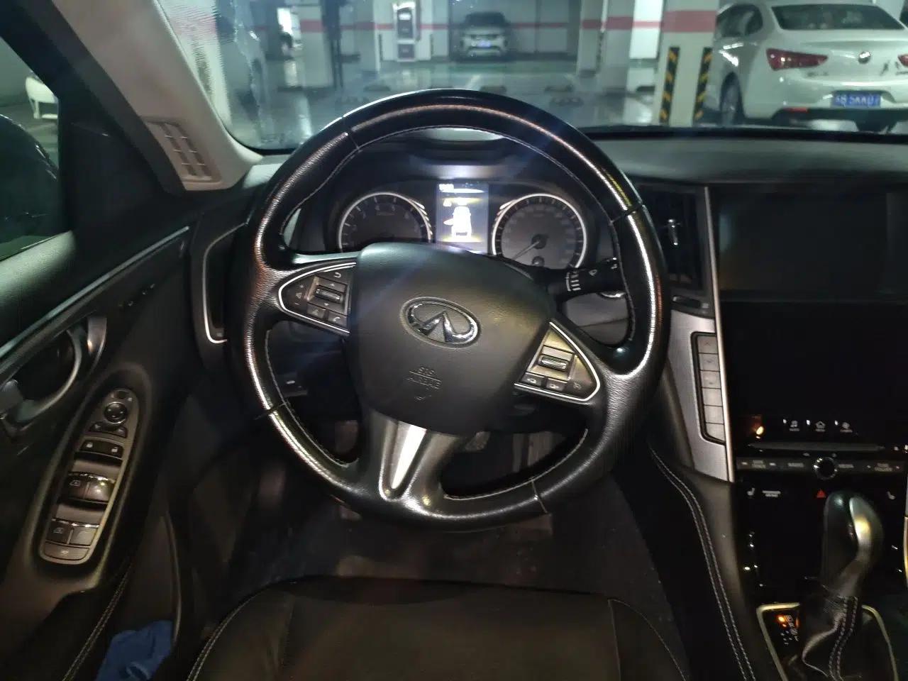 Infiniti Q50 2014 3.7L Comfort Edition — миниатюра 10