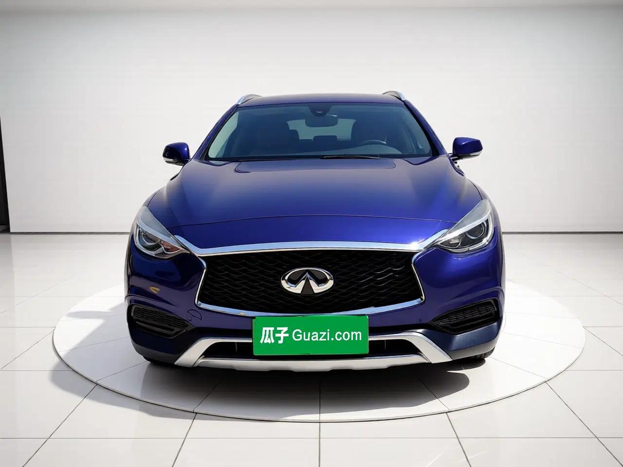 Infiniti QX30 2017 1.6T Two-Wheel Drive Fashion Edition — миниатюра 2