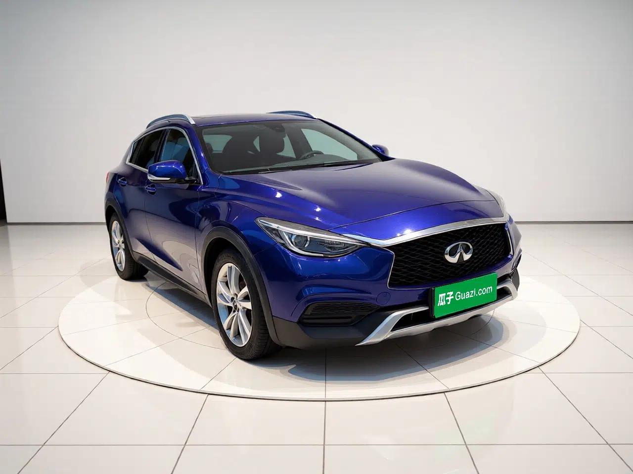 Infiniti QX30 2017 1.6T Two-Wheel Drive Fashion Edition — миниатюра 3