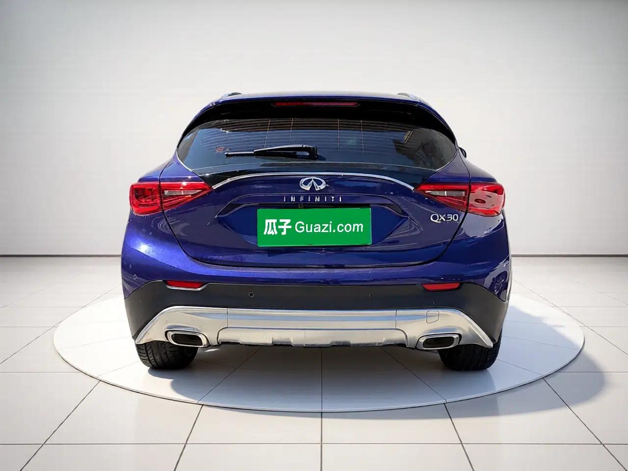 Infiniti QX30 2017 1.6T Two-Wheel Drive Fashion Edition — миниатюра 5