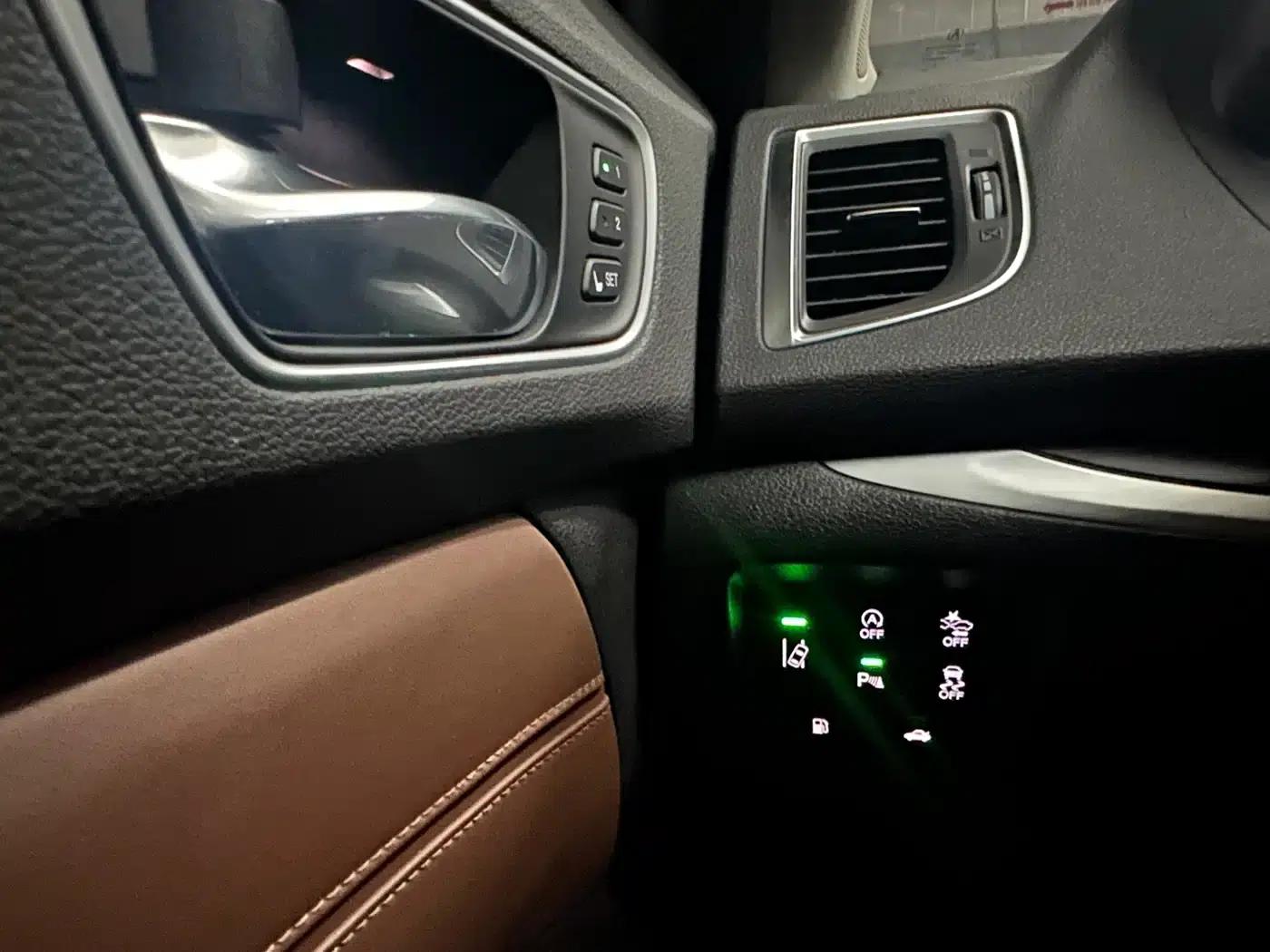Acura TLX-L 2018 2.4L Enjoy Edition — миниатюра 23