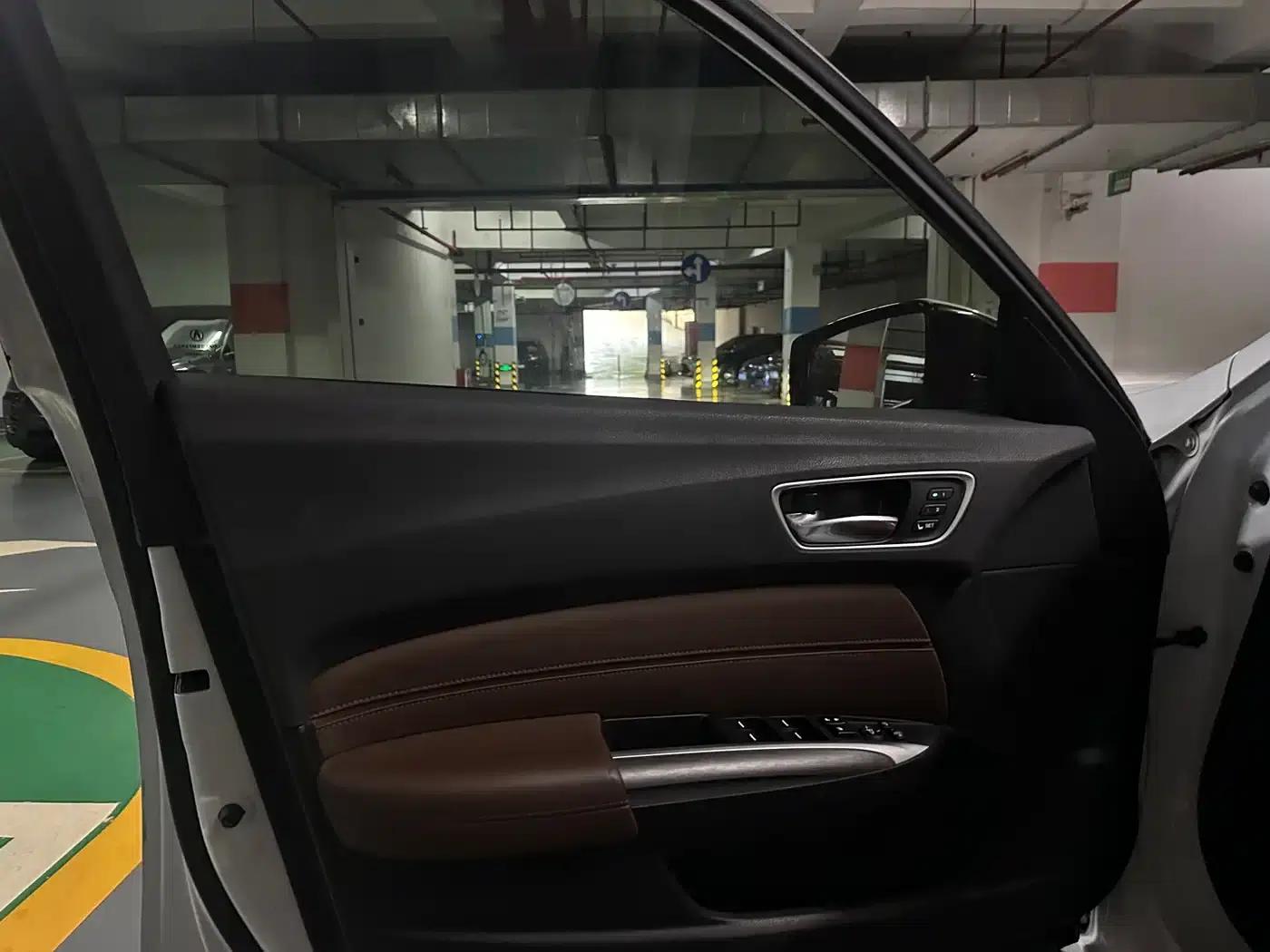 Acura TLX-L 2018 2.4L Enjoy Edition — миниатюра 10