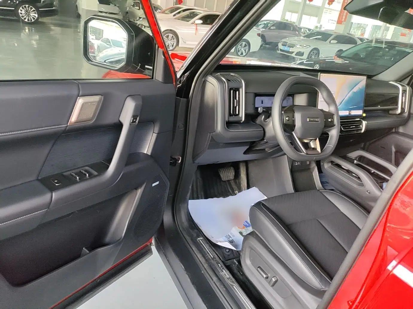 Chery Fengyun Fulwin X3 Plus 2025 Model 501 Four-Wheel Drive Smart Leading Edition — миниатюра 18