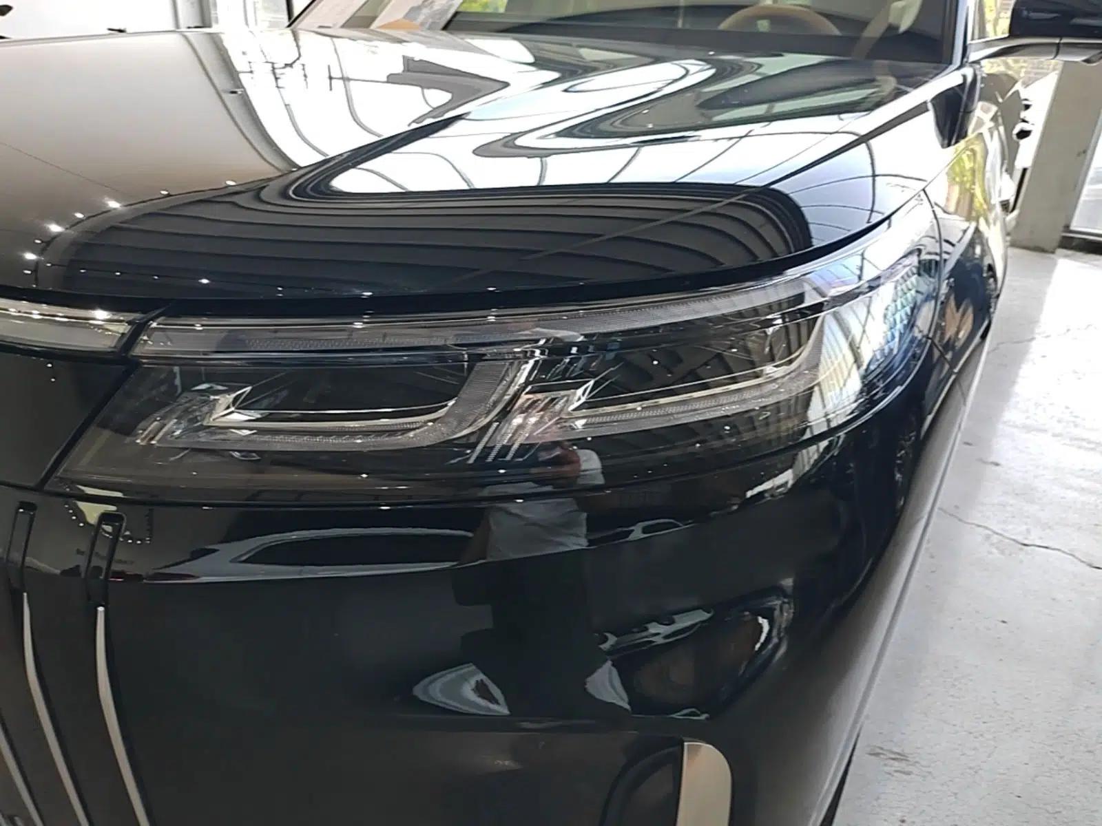 Chery Fengyun T11 2026 Model 220 All-Wheel Drive Family Fun Edition — миниатюра 8