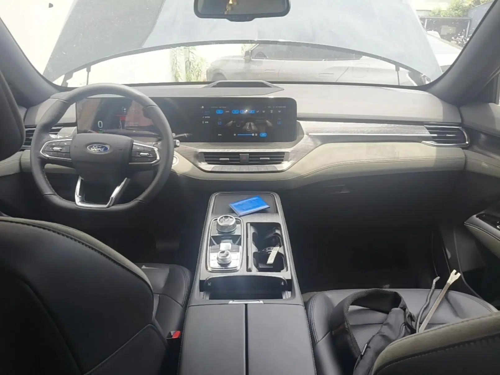 Ford Equator New Energy 2025 Luxury Edition — миниатюра 12