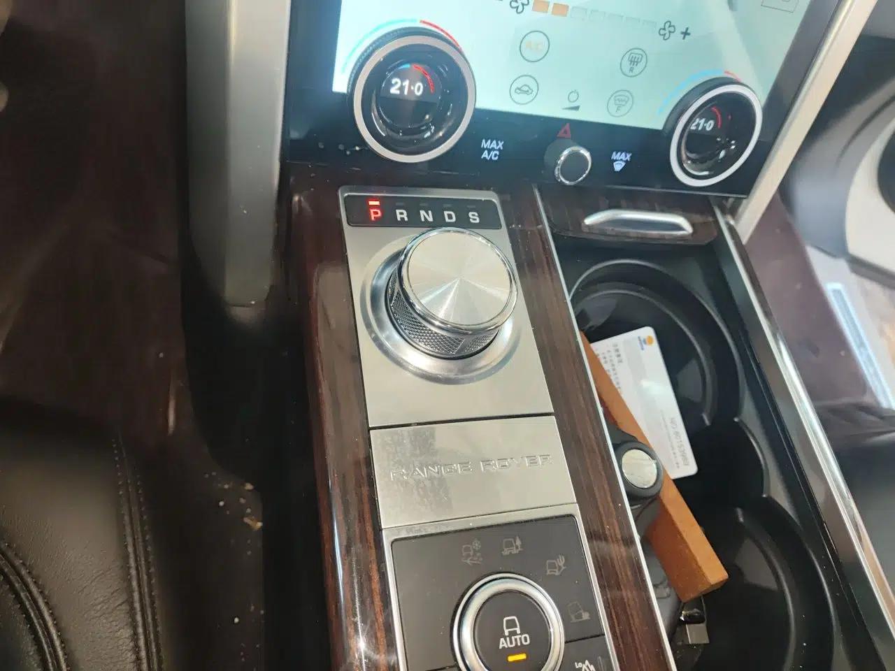 Land Rover Range Vogue 2017 3.0T Gasoline Base Version U.S. Specification — миниатюра 14