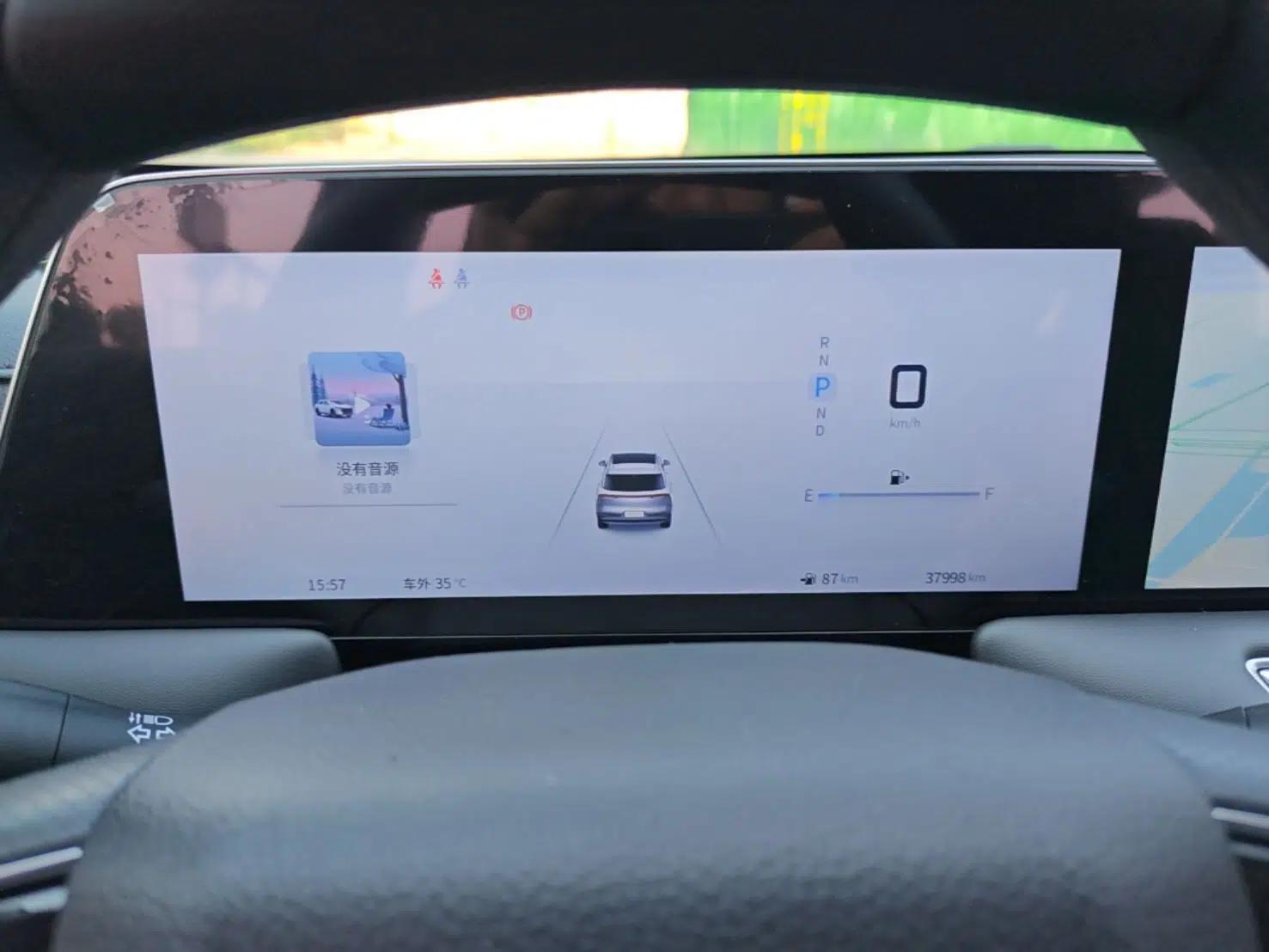 Venucia V 2021 260T Idol Edition — миниатюра 14