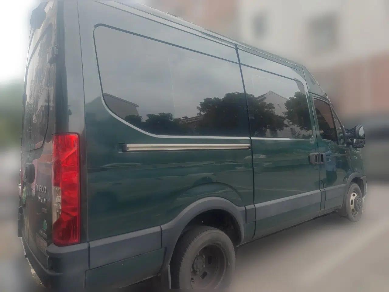 Iveco Eurocargo 2021 2.0T Manual Super-Rui Long Wheelbase Short Overhang High Roof Manual Doors F1A — миниатюра 6