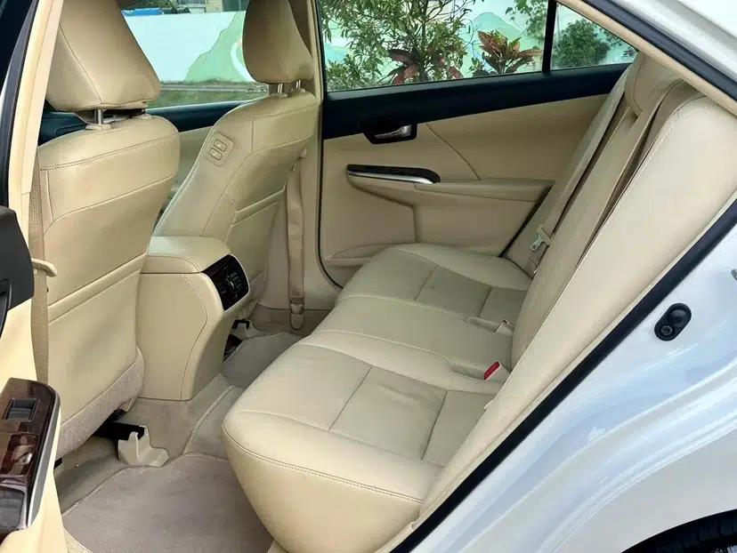 Toyota Camry 2015 2.0G Premier Edition — миниатюра 29