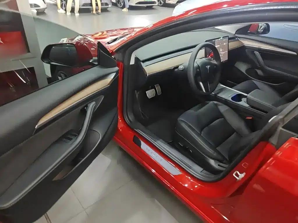 Model 3 2019 Standard Range Rear-Wheel Drive Upgrade — миниатюра 16