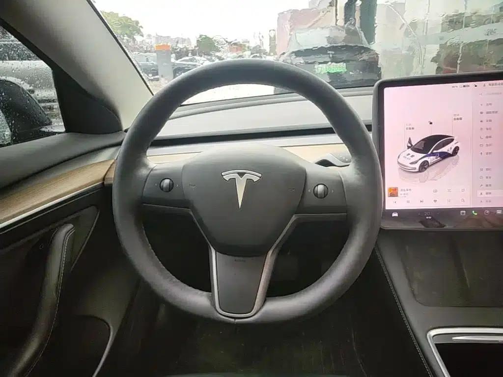 Model 3 2022 Rear-Wheel Drive — миниатюра 11