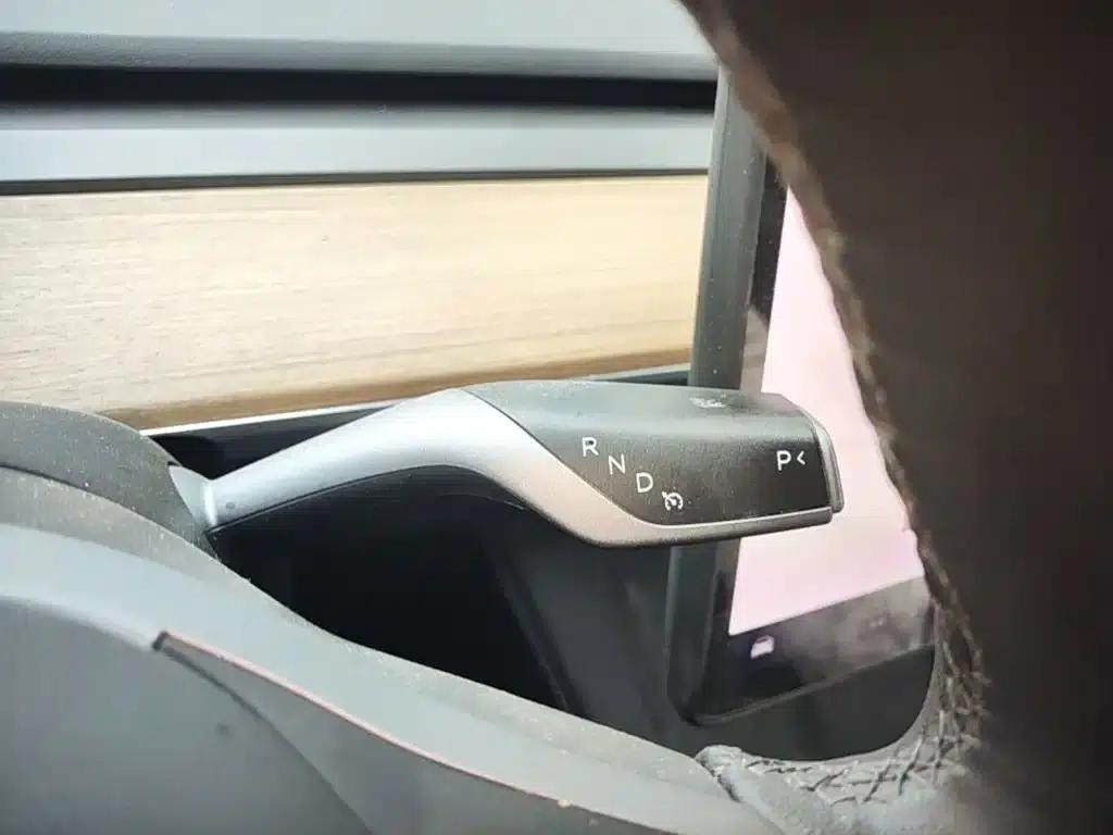 Model 3 2022 Rear-Wheel Drive — миниатюра 14