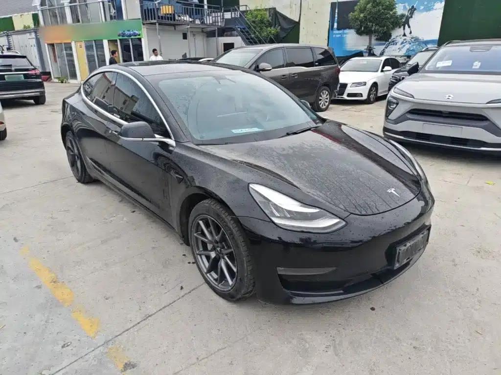 Model 3 2020 Facelift Long Range Rear-Wheel Drive — миниатюра 4