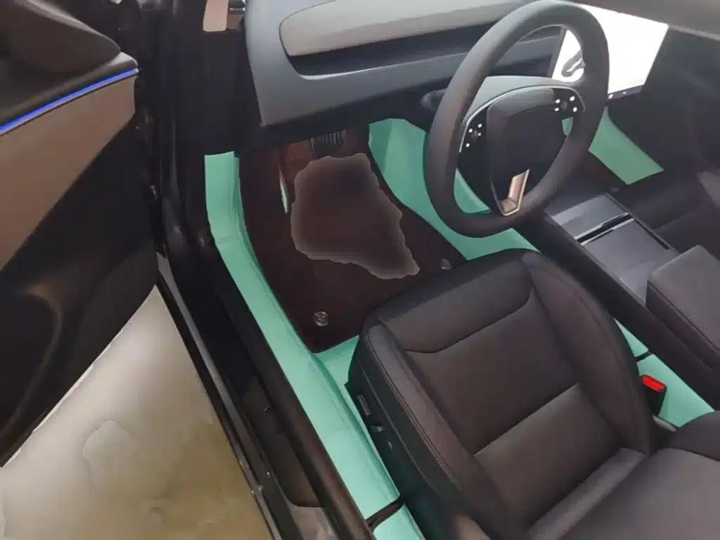 Model 3 2025 Rear-Wheel Drive — миниатюра 16