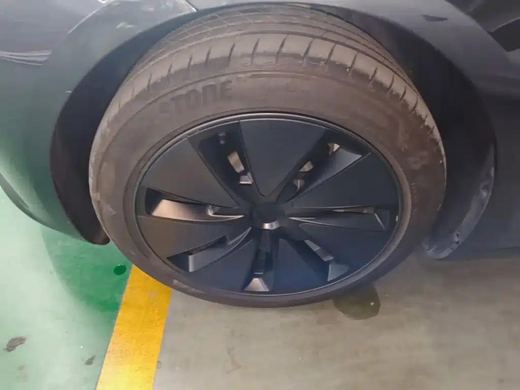 Model 3 2025 Rear-Wheel Drive — миниатюра 23