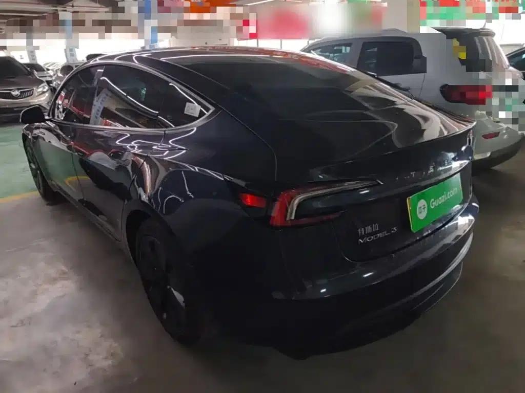 Model 3 2025 Rear-Wheel Drive — миниатюра 5