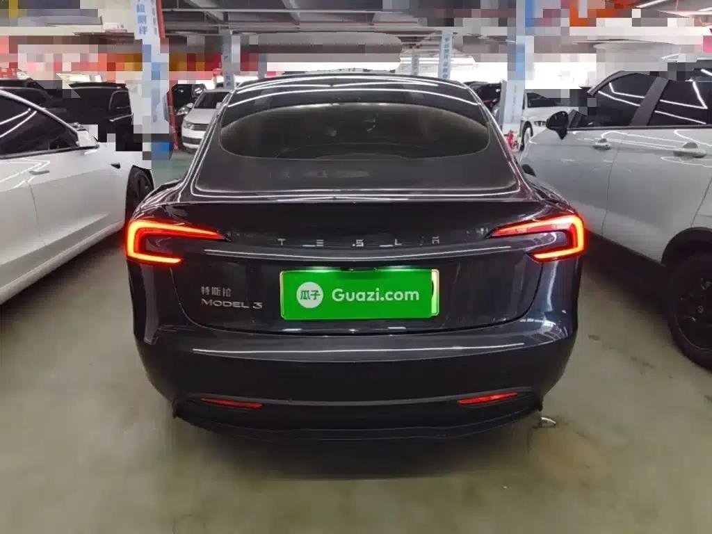 Model 3 2025 Rear-Wheel Drive — миниатюра 6