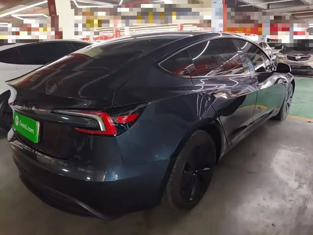 Model 3 2025 Rear-Wheel Drive — миниатюра 7