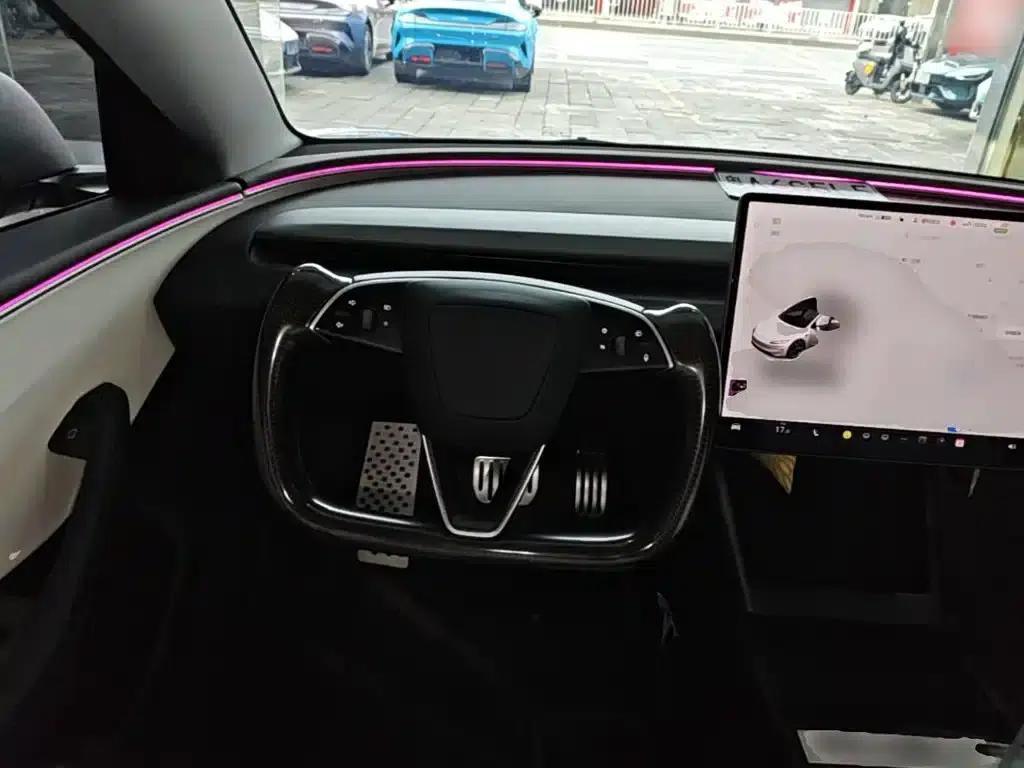 Model 3 2024 Performance All-Wheel Drive — миниатюра 11