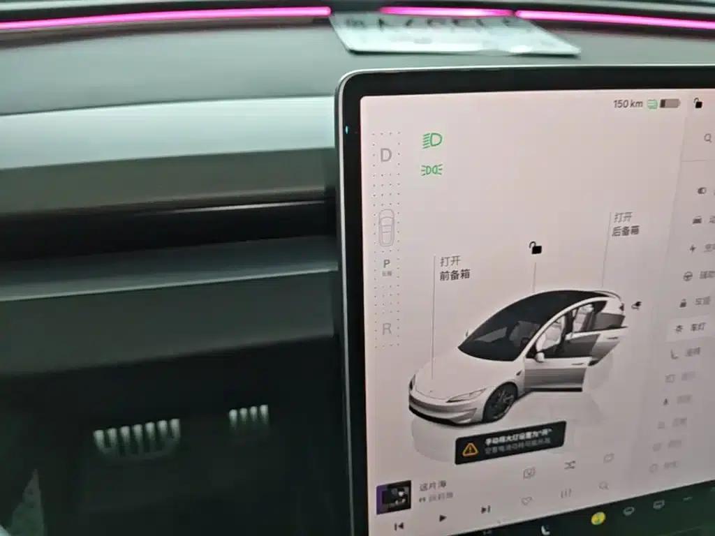 Model 3 2024 Performance All-Wheel Drive — миниатюра 14