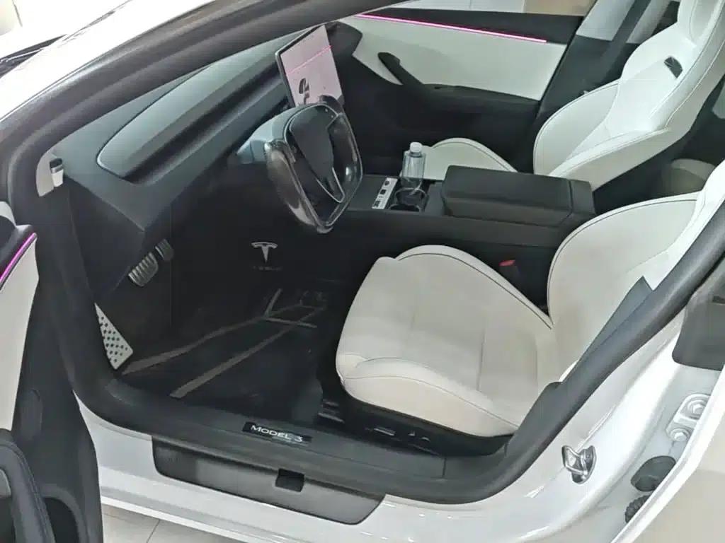 Model 3 2024 Performance All-Wheel Drive — миниатюра 15