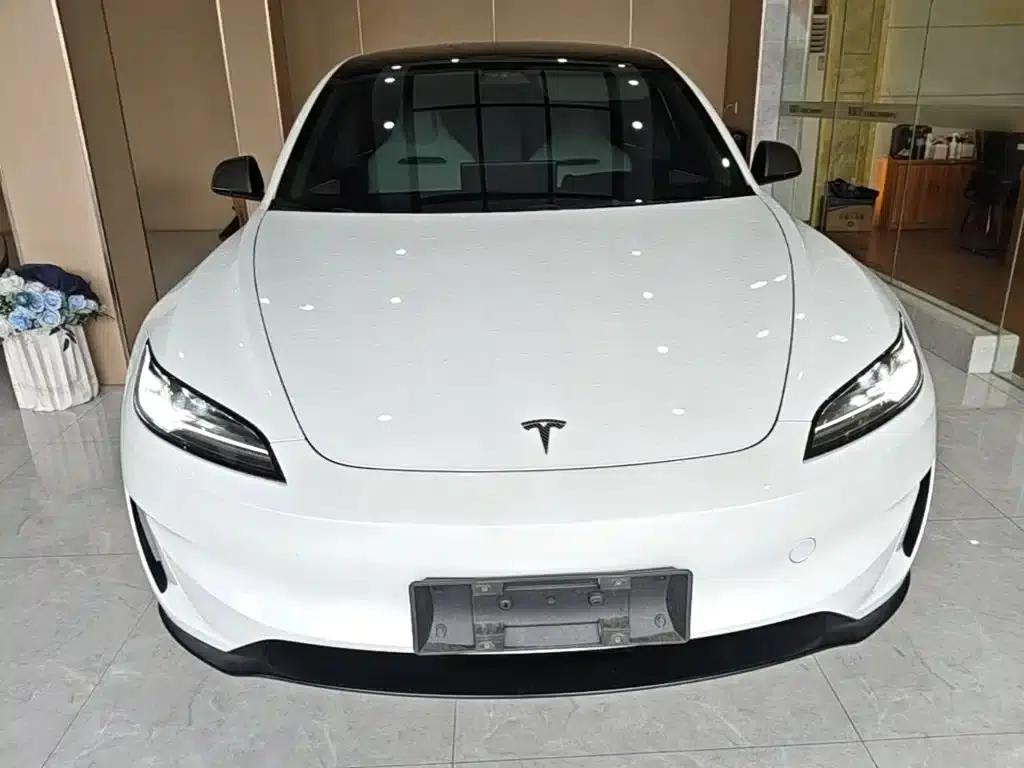 Model 3 2024 Performance All-Wheel Drive — миниатюра 3