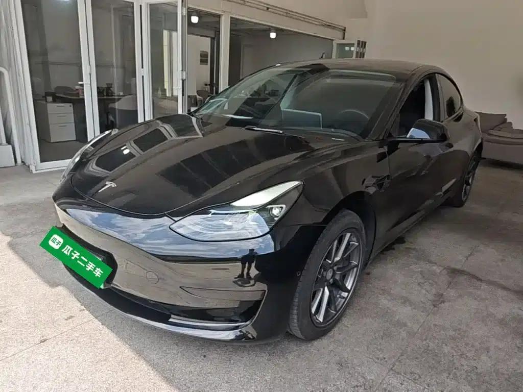 Model 3 2022 Rear-Wheel Drive — миниатюра 2