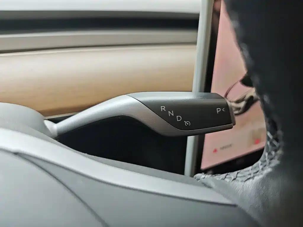 Model 3 2022 Rear-Wheel Drive — миниатюра 14