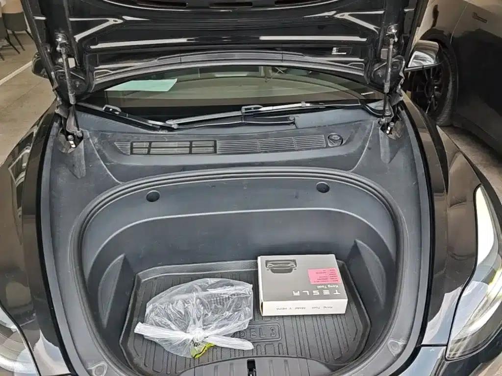 Model 3 2022 Rear-Wheel Drive — миниатюра 20