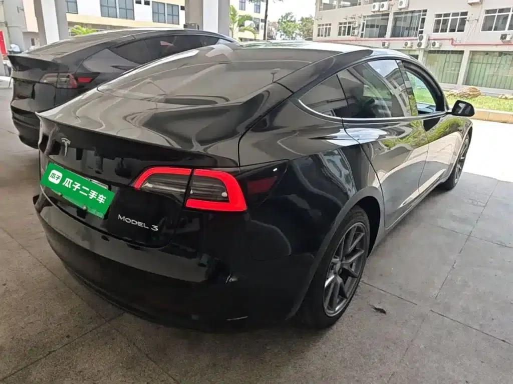 Model 3 2022 Rear-Wheel Drive — миниатюра 7
