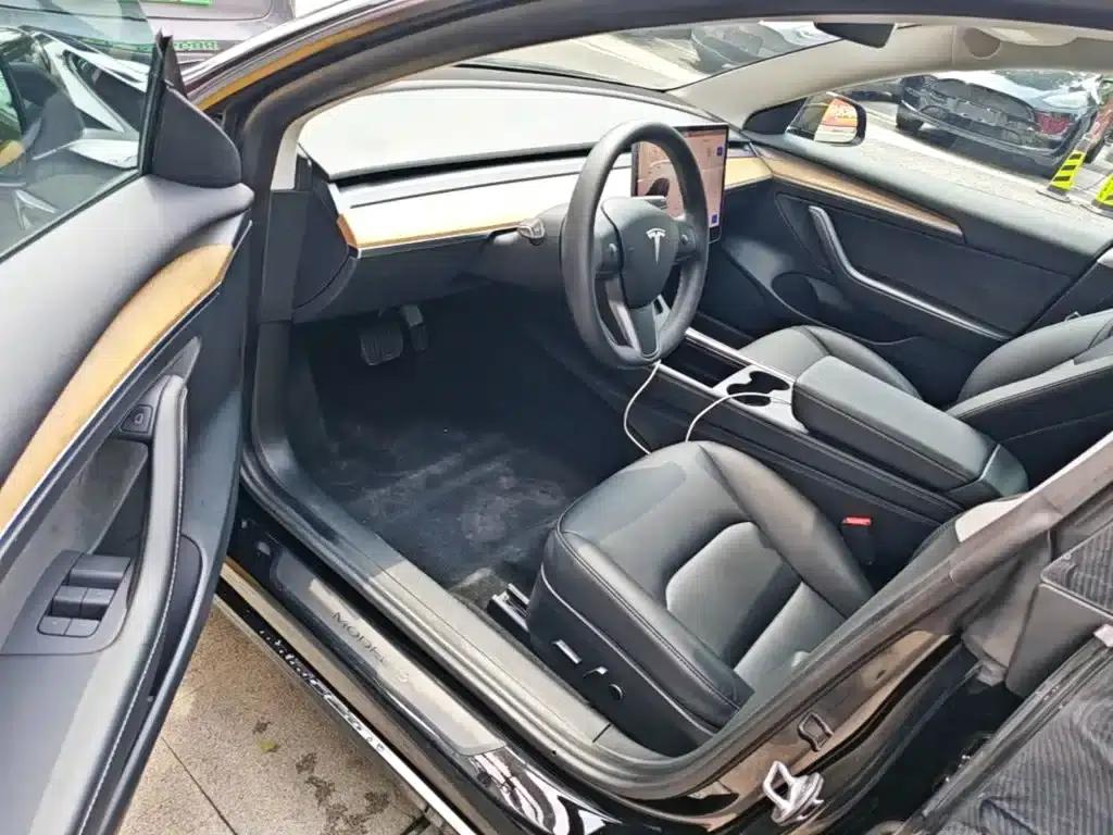 Model 3 2022 Rear-Wheel Drive — миниатюра 16