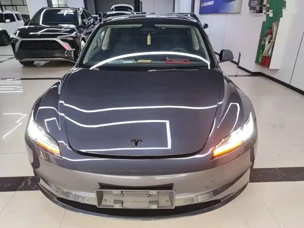 Model 3 2023 Rear-Wheel Drive — миниатюра 3