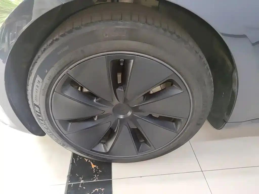 Model 3 2023 Rear-Wheel Drive — миниатюра 23