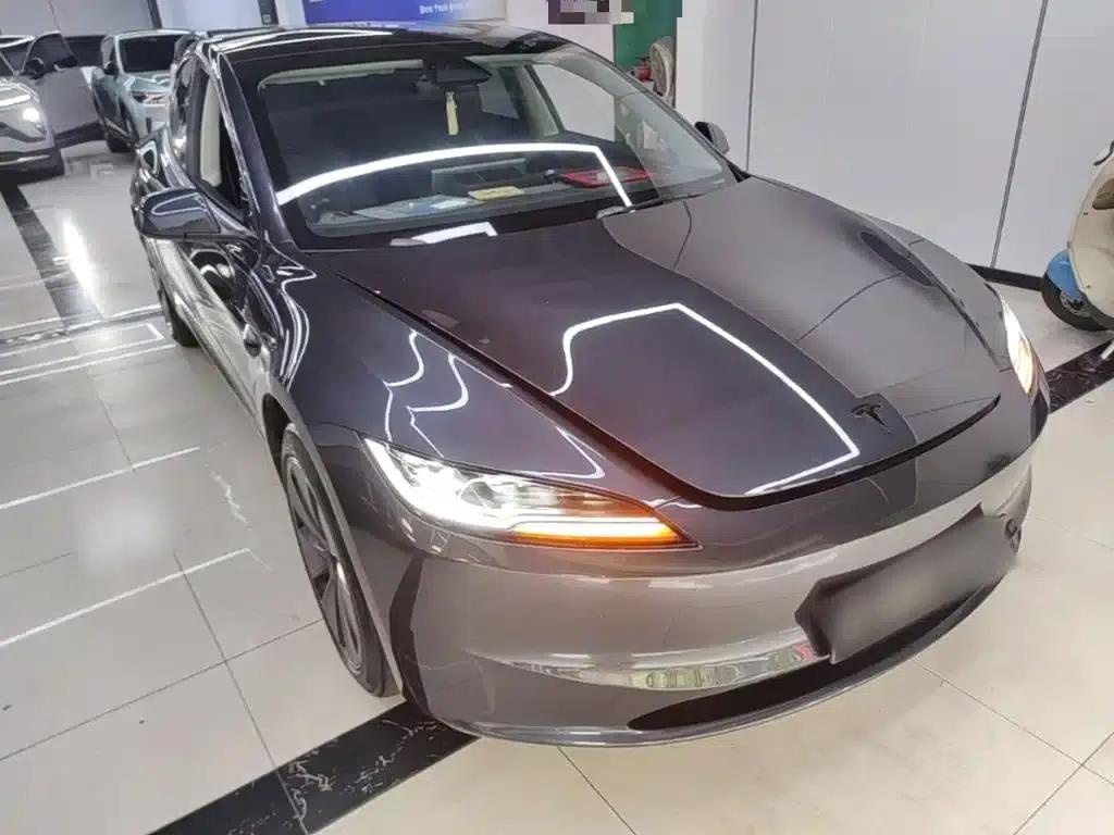 Model 3 2023 Rear-Wheel Drive — миниатюра 4