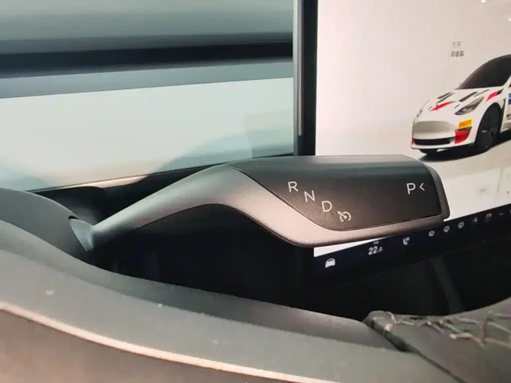 Model 3 2022 Rear-Wheel Drive — миниатюра 14