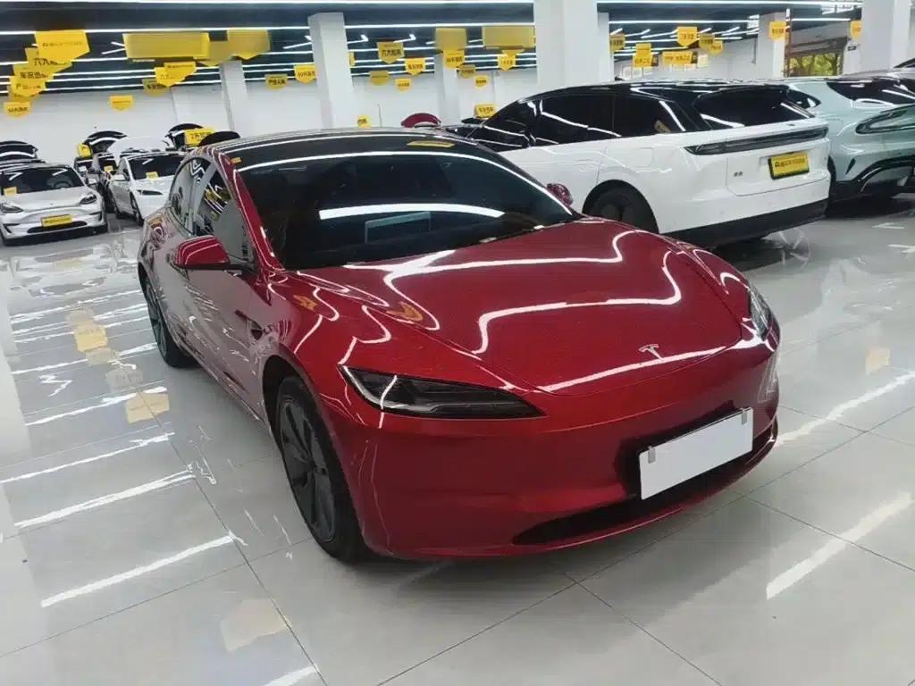 Model 3 2023 Rear-Wheel Drive — миниатюра 4