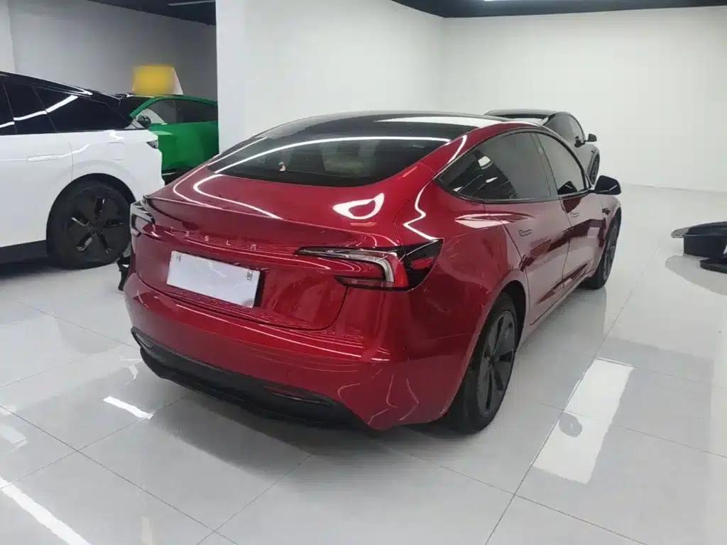 Model 3 2023 Rear-Wheel Drive — миниатюра 7