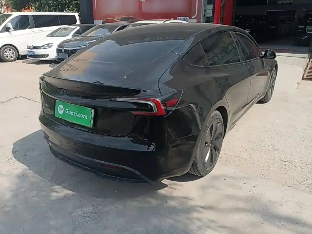 Model 3 2023 Rear-Wheel Drive — миниатюра 7