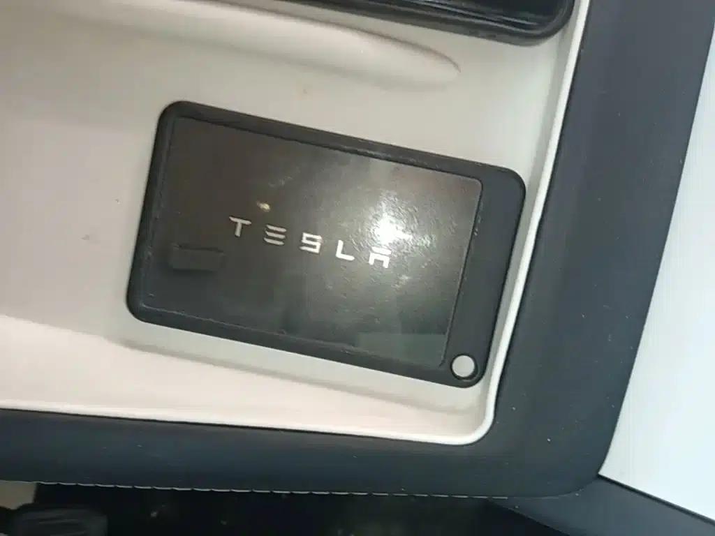 Model 3 2023 Rear-Wheel Drive — миниатюра 9