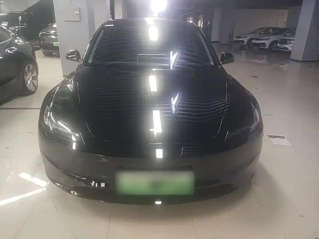 Model 3 2025 Rear-Wheel Drive — миниатюра 3