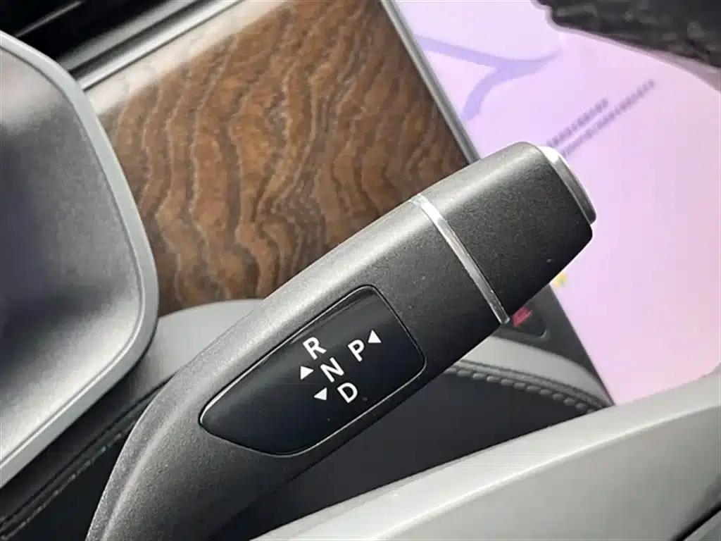 Model X 2020 Long Range Plus — миниатюра 13