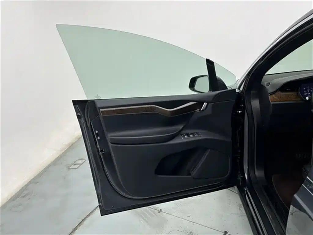 Model X 2020 Long Range Plus — миниатюра 21