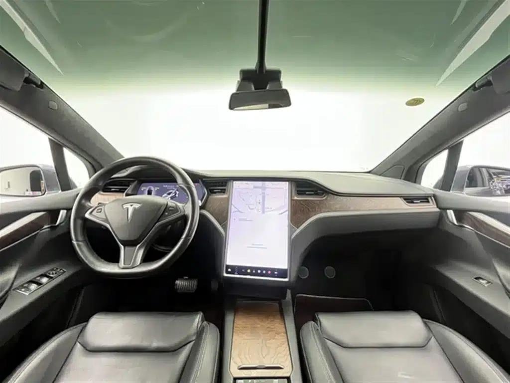 Model X 2020 Long Range Plus — миниатюра 10