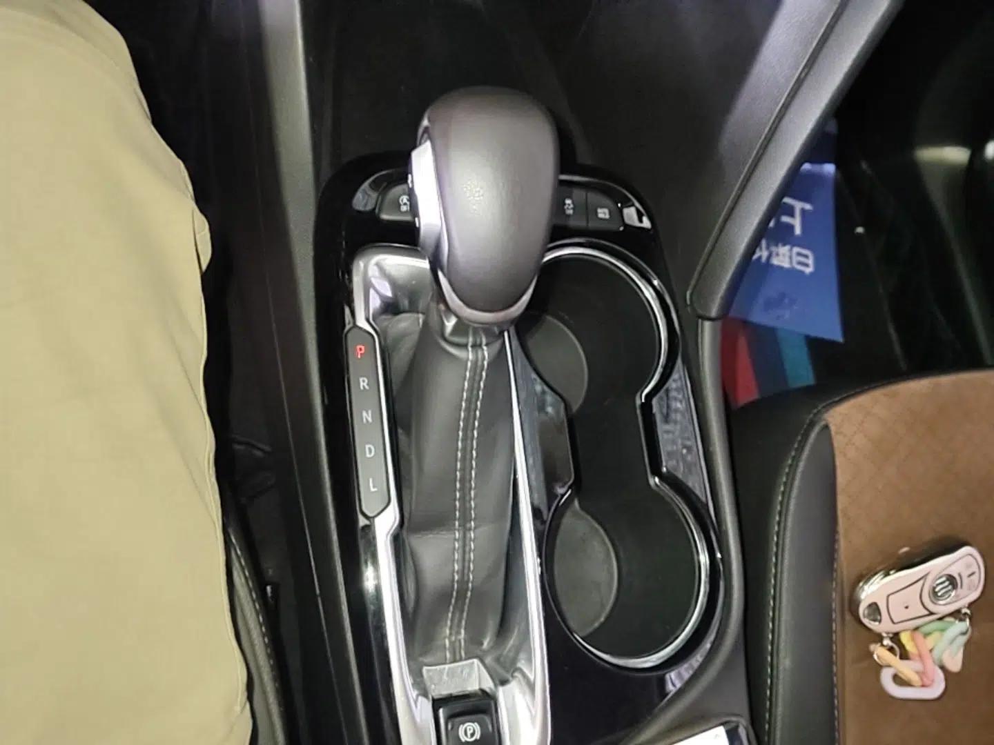 Buick Encore GX 2020 20T CVT Two-Wheel Drive Luxury Version — миниатюра 21