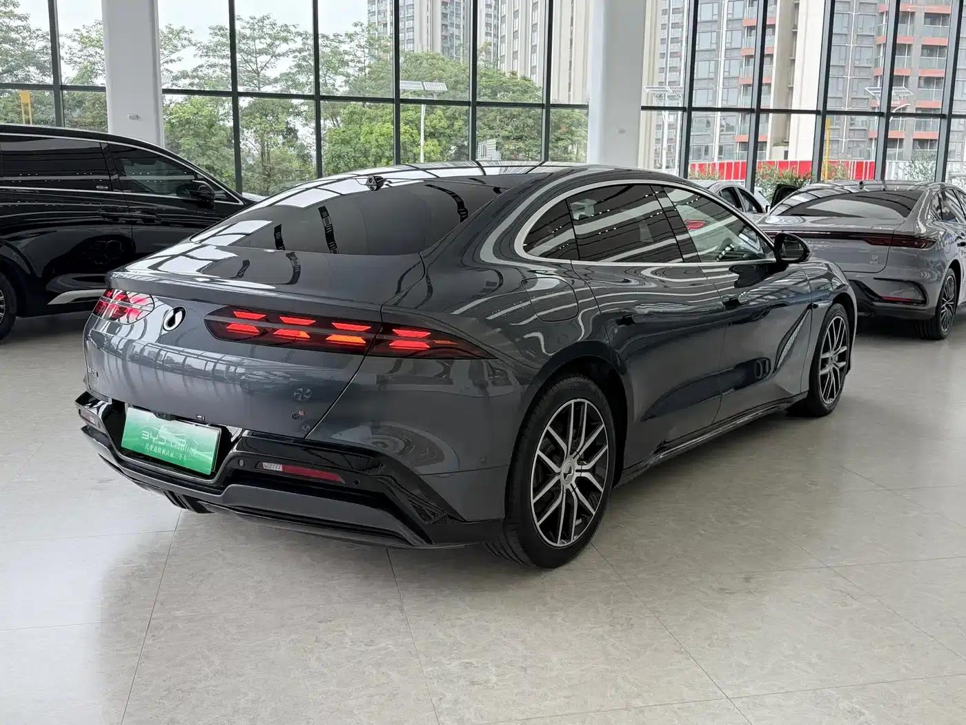 Denza Z9 2024 Model 1100km AWD Max Edition — миниатюра 2