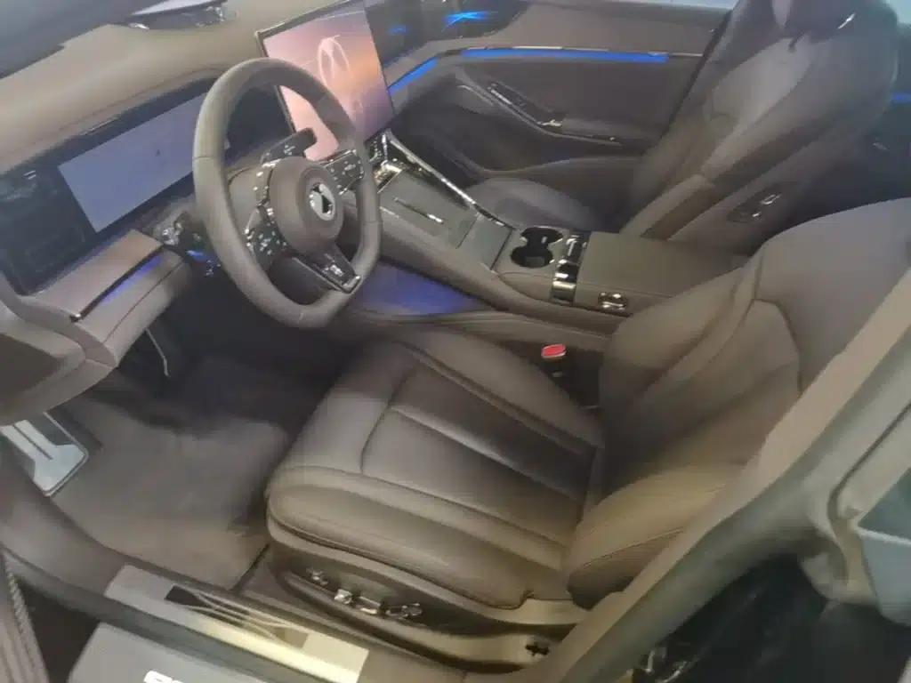 Denza Z9 2024 Model 1100km AWD Max Edition — миниатюра 15