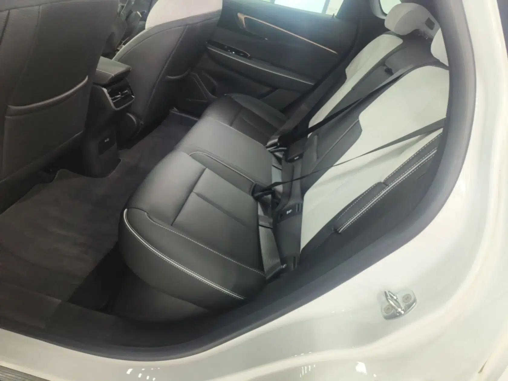 Buick E4 2023 GS Edition — миниатюра 20