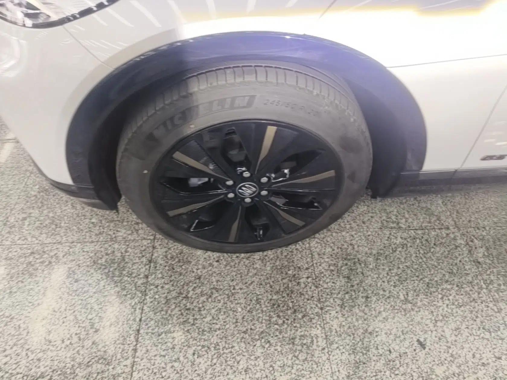 Buick E4 2023 GS Edition — миниатюра 10