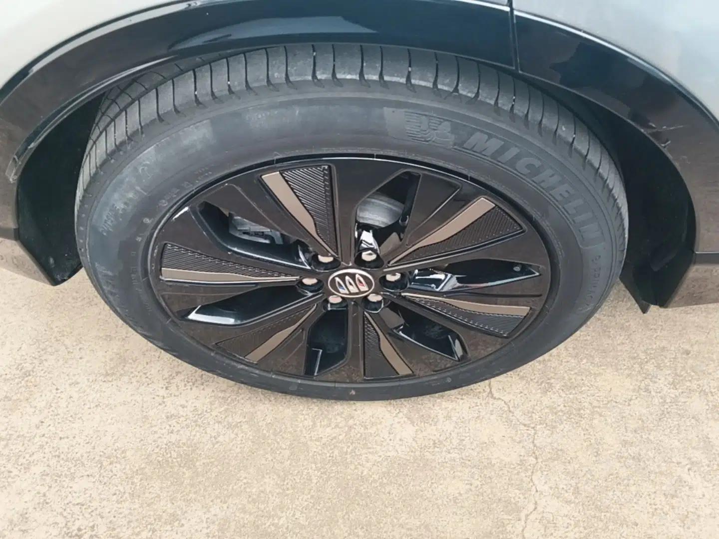 Buick E4 2023 GS Edition — миниатюра 11