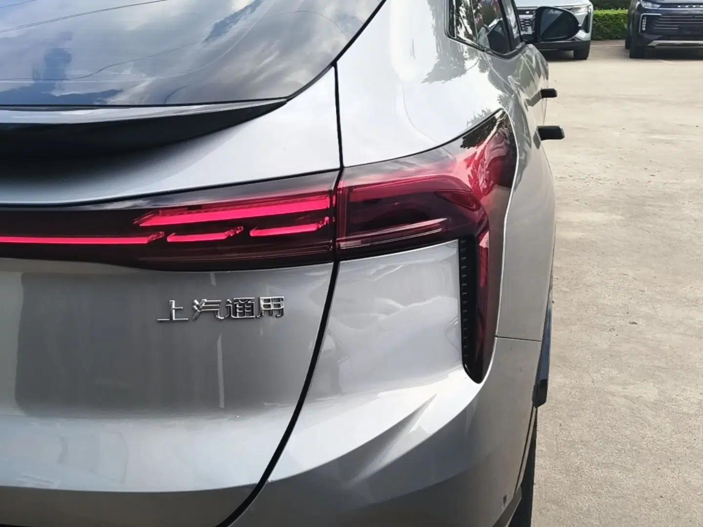 Buick E4 2023 GS Edition — миниатюра 9